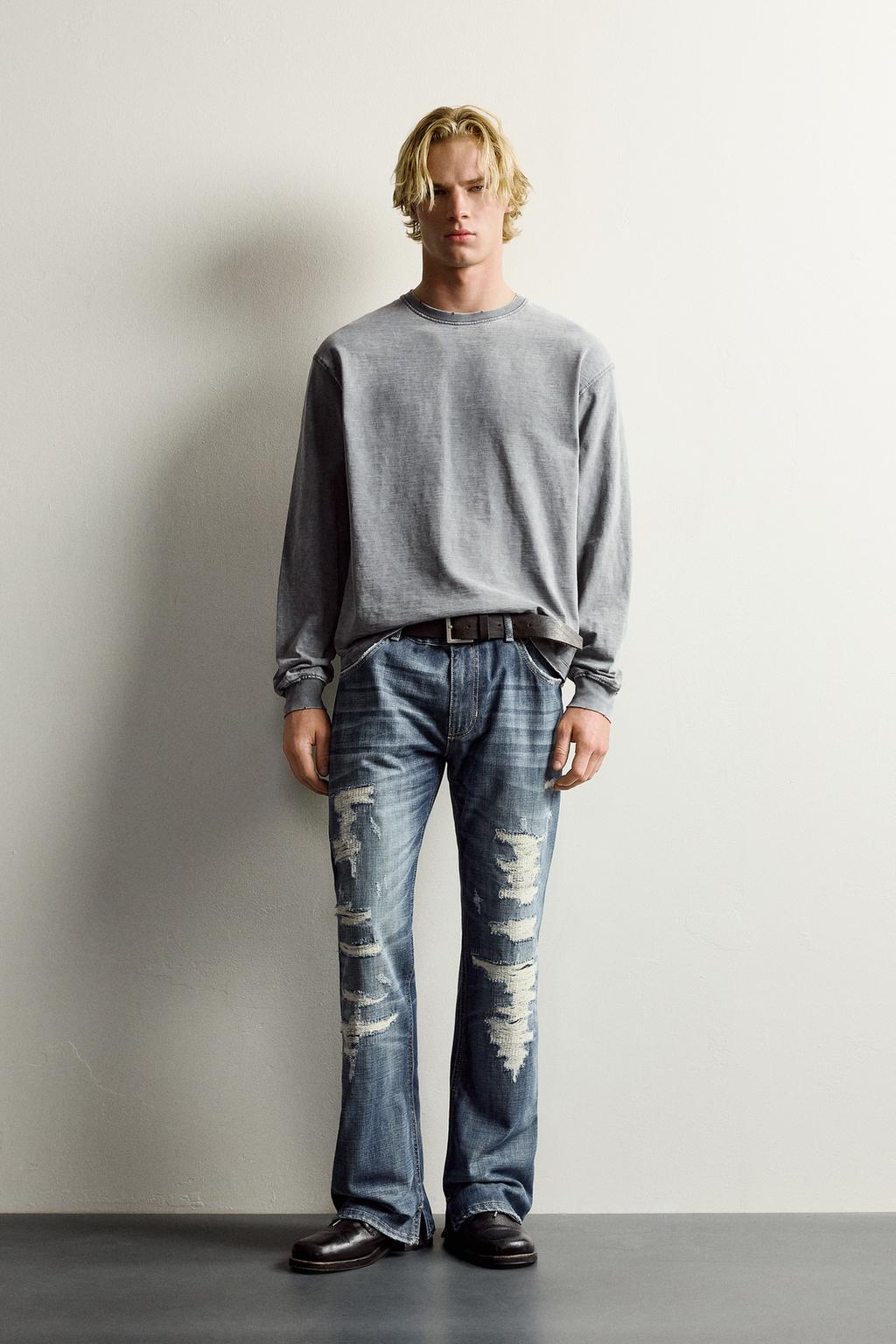 LOW-RISE BOOT-CUT JEANS