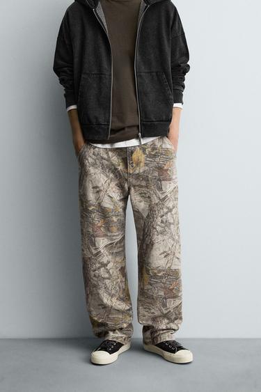 ABSTRACT PRINT CARPENTER TROUSERS - Printed by Zara