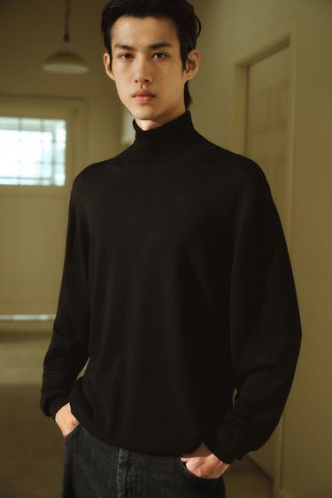 BASIC HIGH NECK SWEATER - Black by Zara