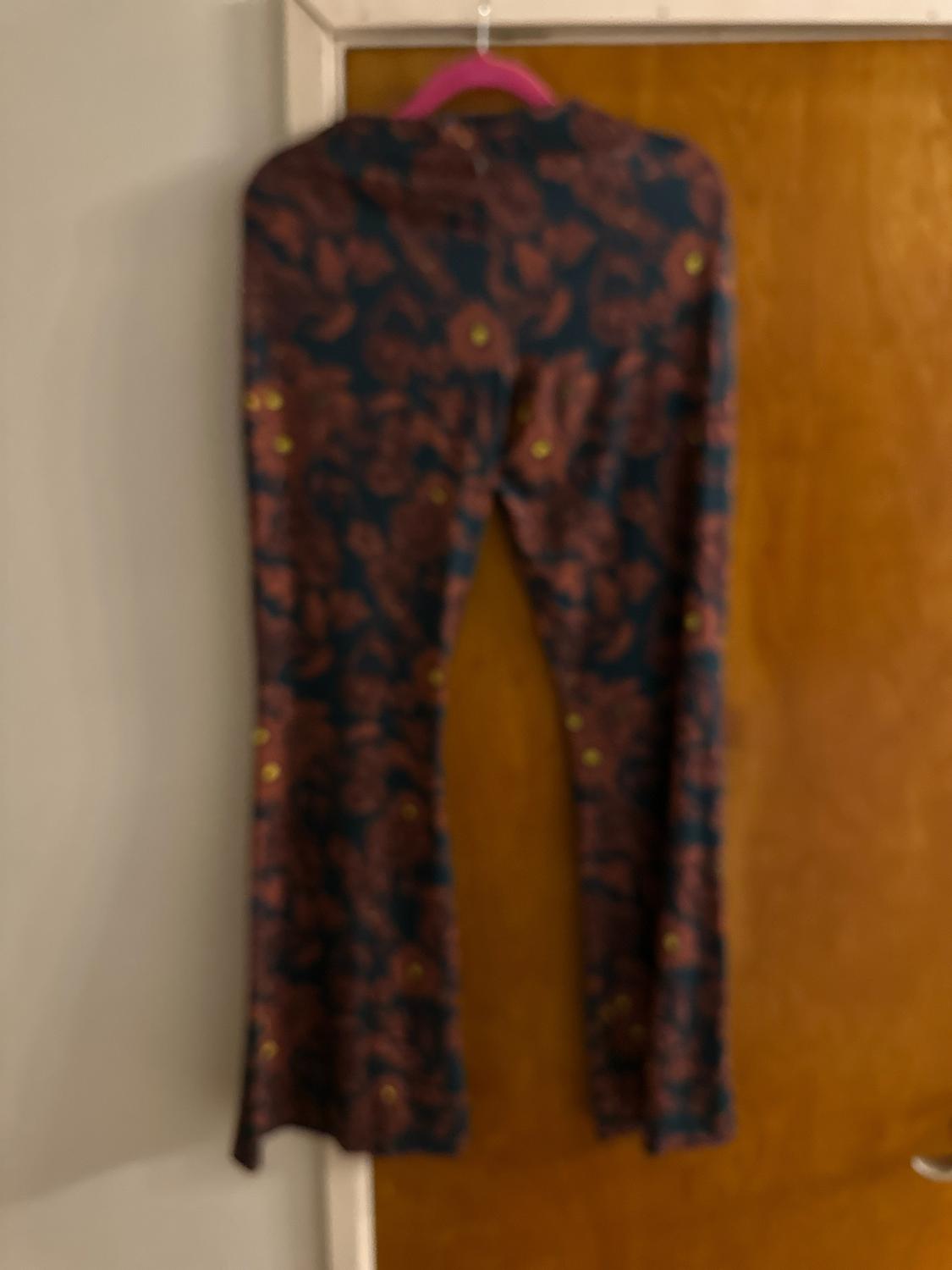 PANTALÓN FLUIDO ESTAMPADO - Image 3
