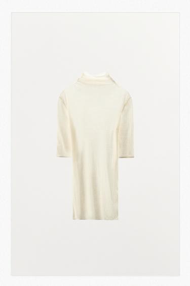 TOP JAKË E NGRITUR - Ngjyrë natyrale nga Zara