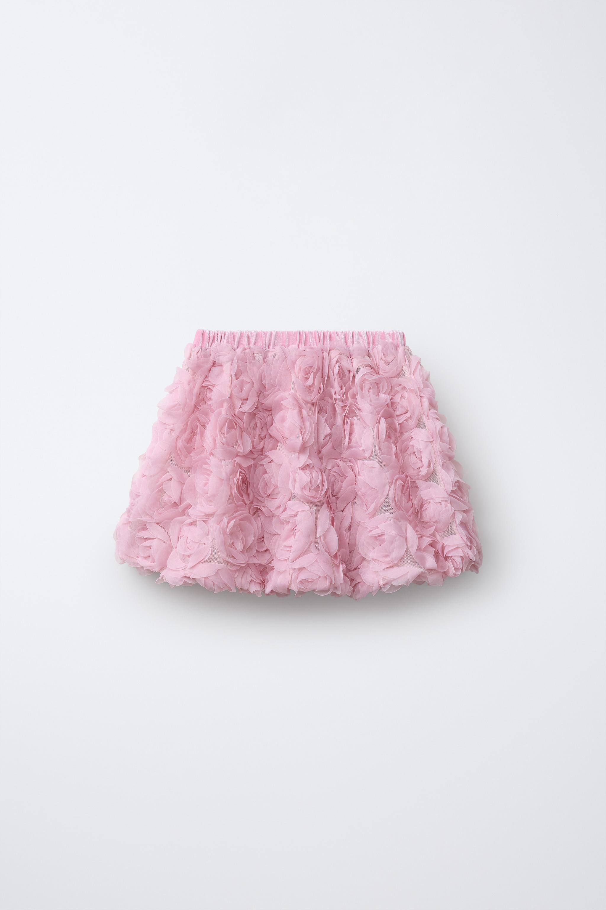 FLORAL TEXTURED SKIRT