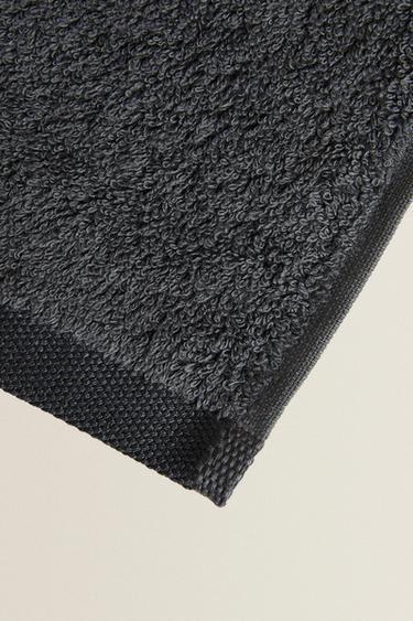 PACK OF HIGH-QUALITY COTTON HAND TOWELS (PACK OF 3) - Dark grey by Zara - Image 3