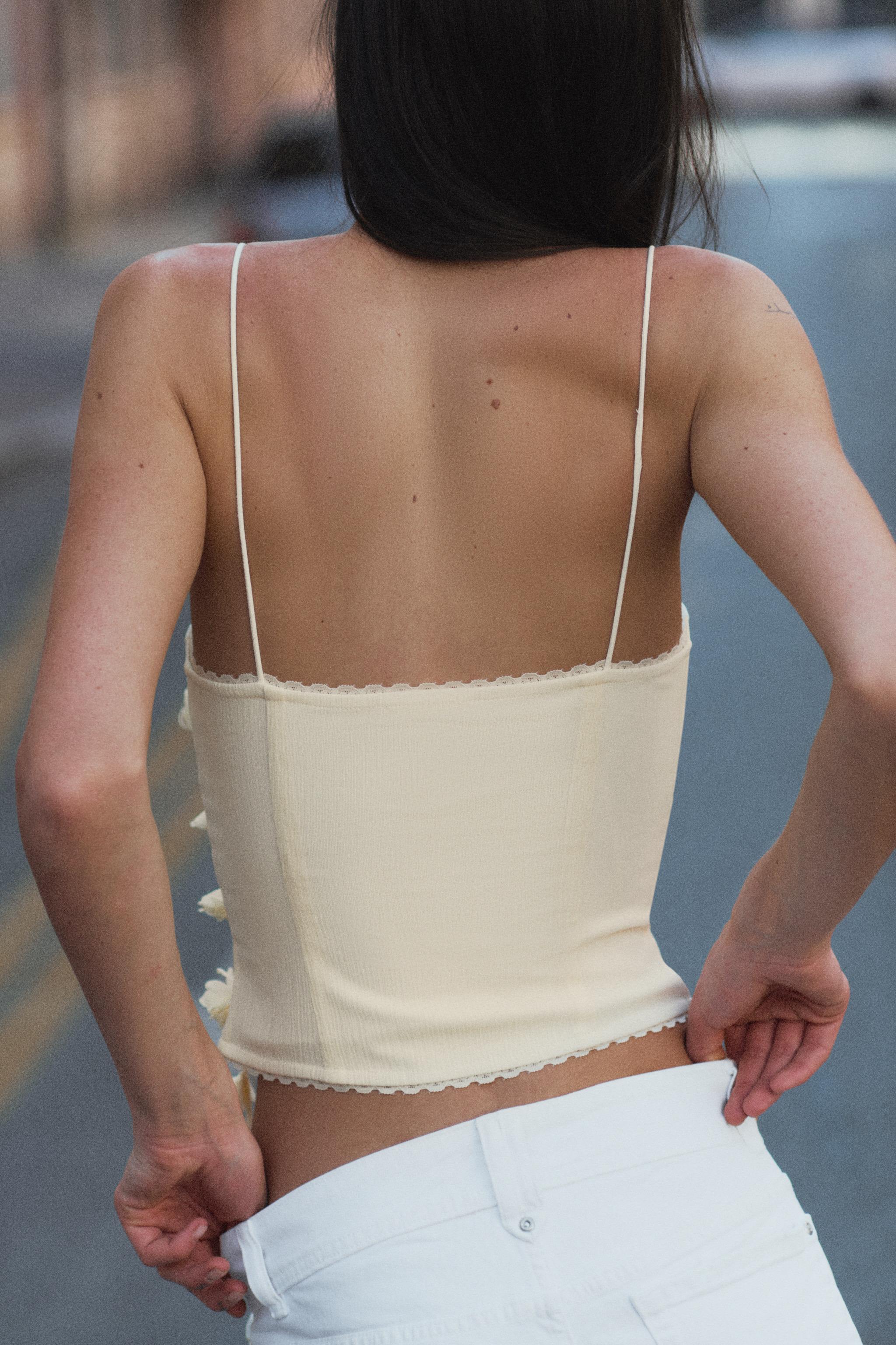 Zara ÇİÇEK DETAYLI KORSE TARZI TOP görsel 4