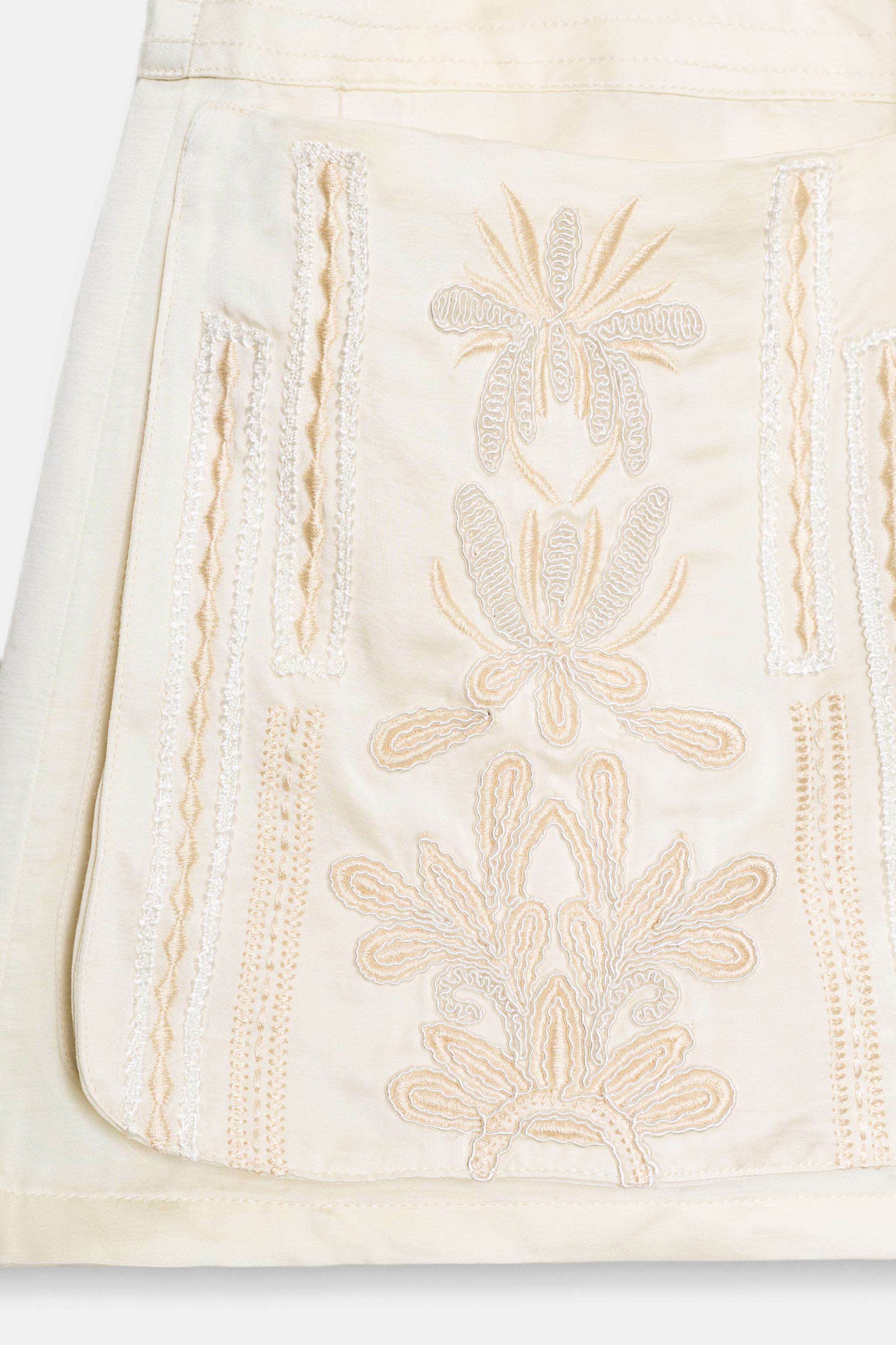 Женские шорты Zara ZW COLLECTION EMBROIDERED BERMUDA SHORTS — фото 8