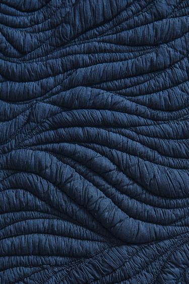 GATHERED COTTON QUILT X FANGLU LIN - Blue by Zara