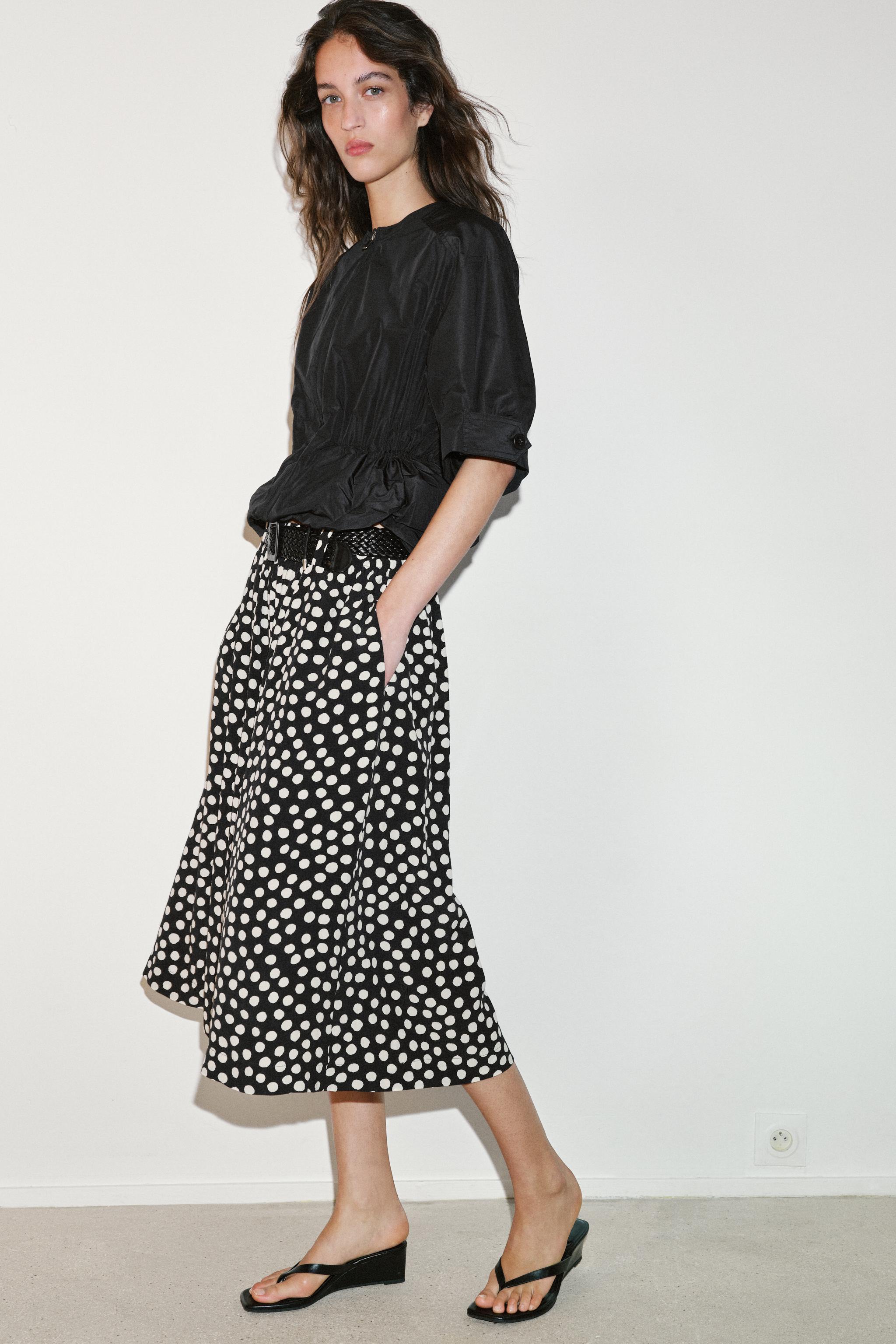 PANTALON JUPE-CULOTTE À POIS AVEC CEINTURE