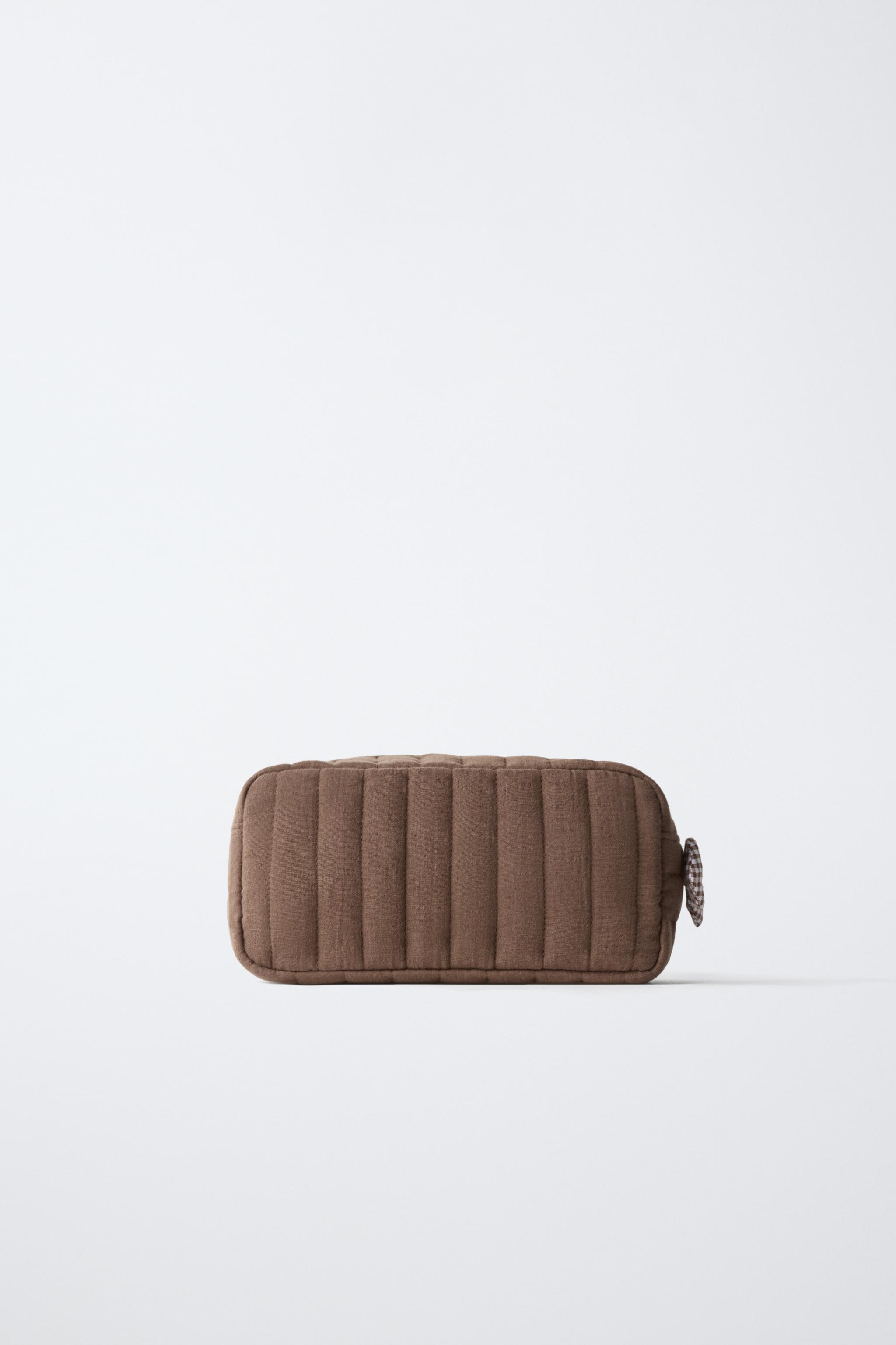 TROUSSE MATELASSÉE