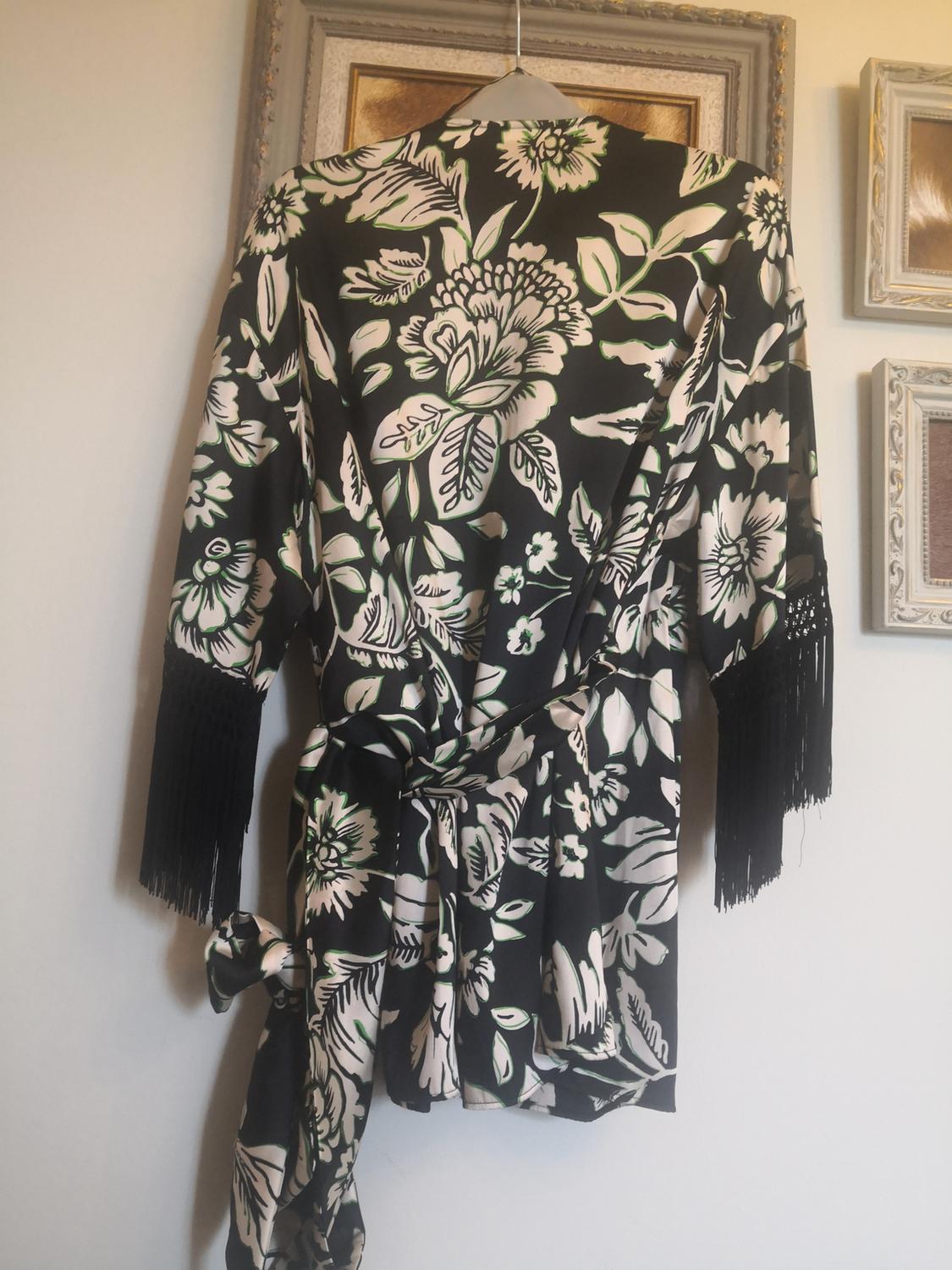 PRINTED JACKET WITH FRINGING - Image 2