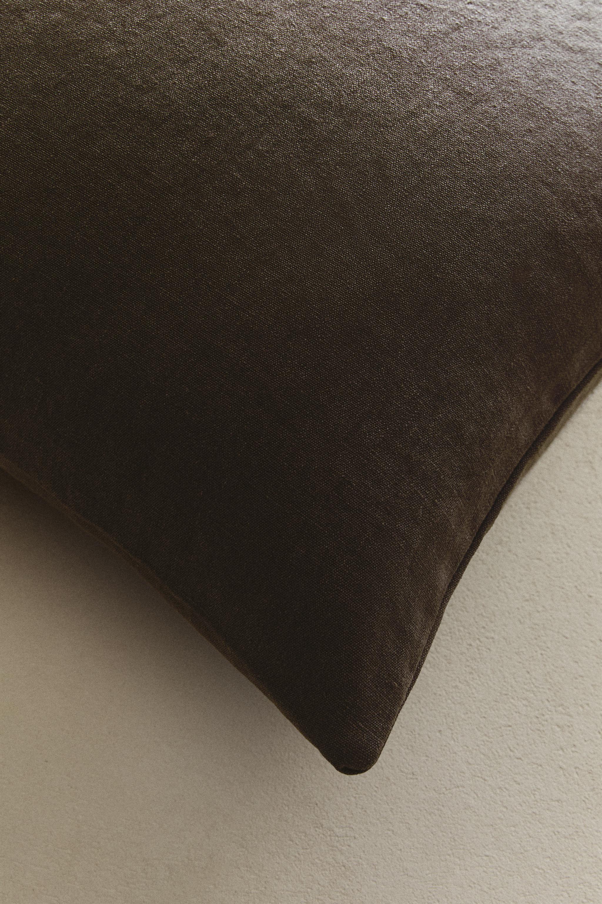 WASHED LINEN THROW PILLOW COVER — Brown