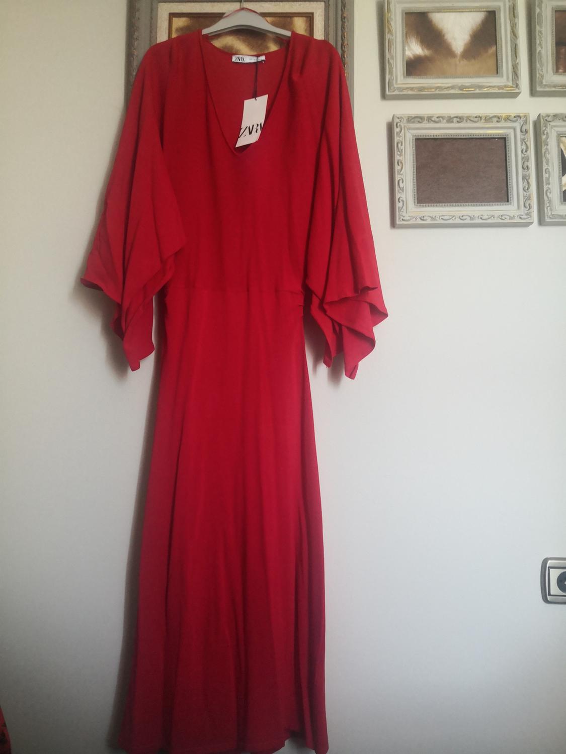 KNIT DRESS WITH CAPE SLEEVES