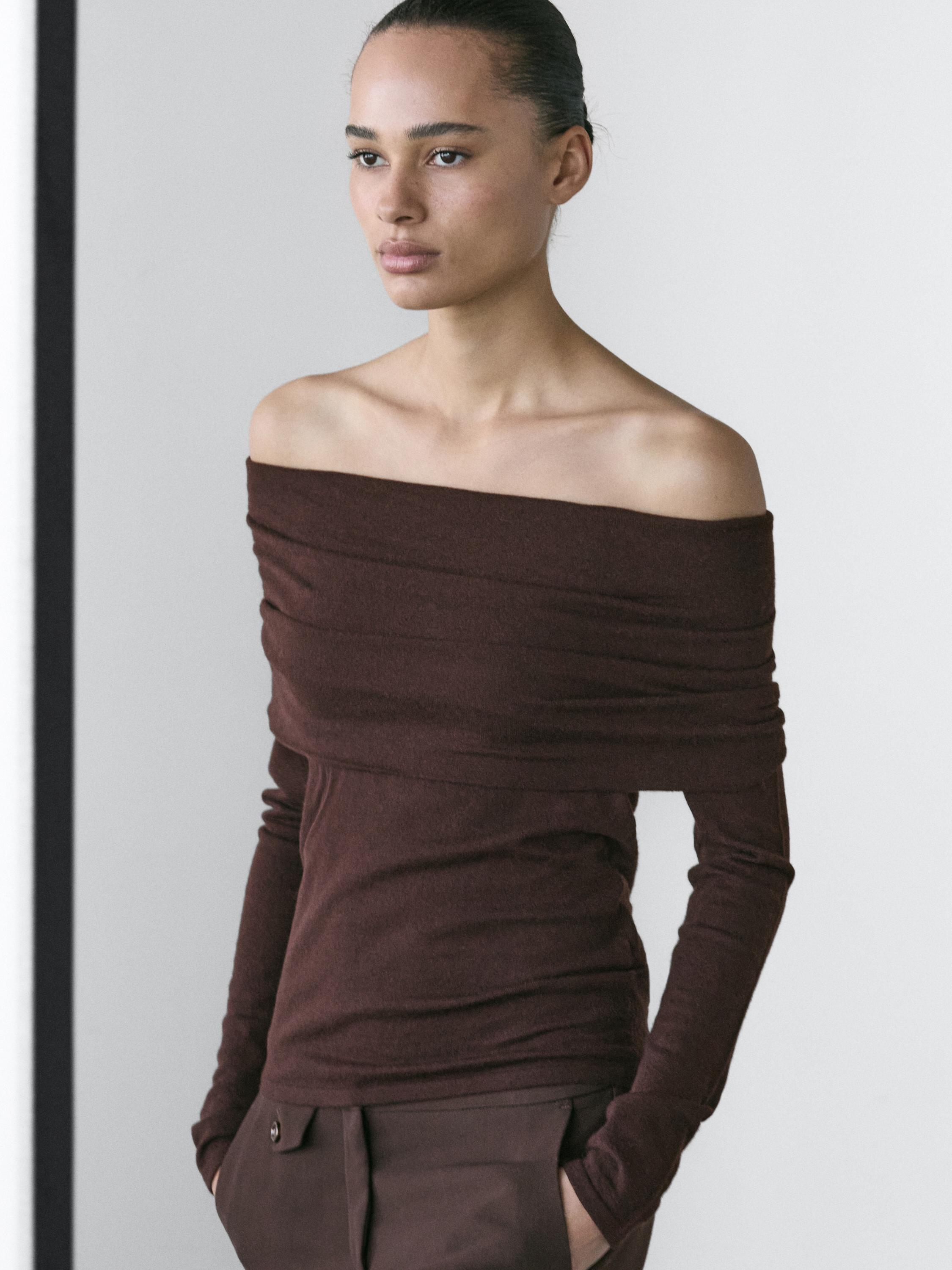 Pull épaules dénudées en maille de laine mélangée