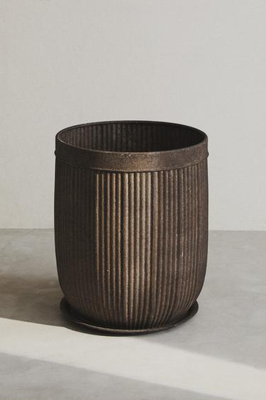CACHE-POT EN MÉTAL - Marron clair métal de Zara - Image 4