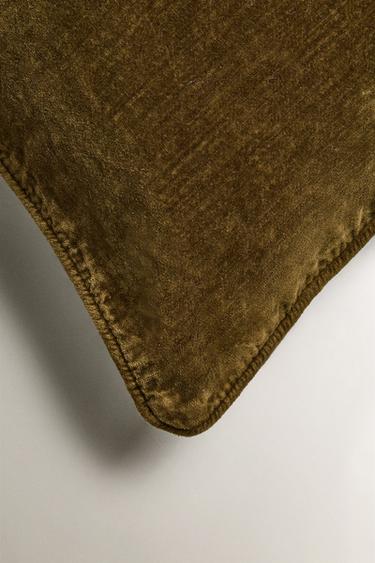 HOUSSE DE COUSSIN EN VELOURS - Vert de Zara - Image 1