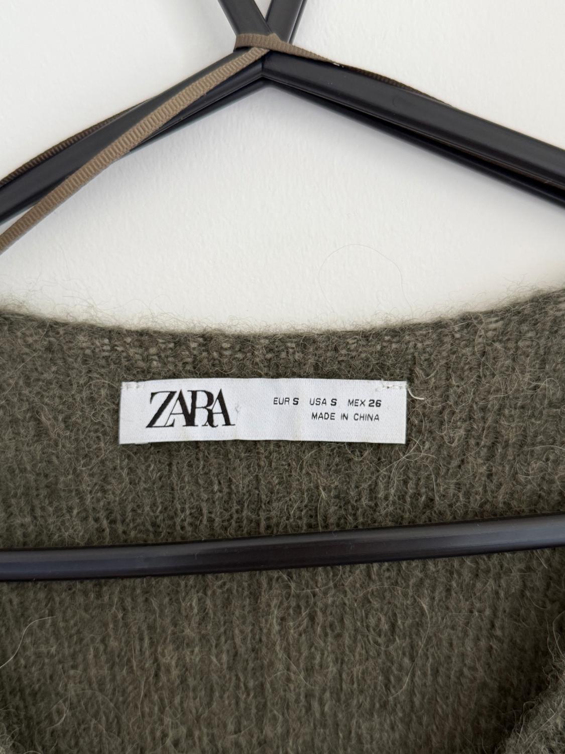 KNIT CROP TOP WITH CONTRAST TOPSTITCHING - Image 5