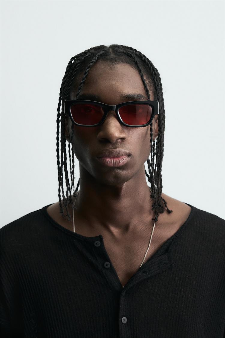 Sevgi, romantika va jinsiy aloqa dunyosi Porno qizlar bir olomon ogziga sperma