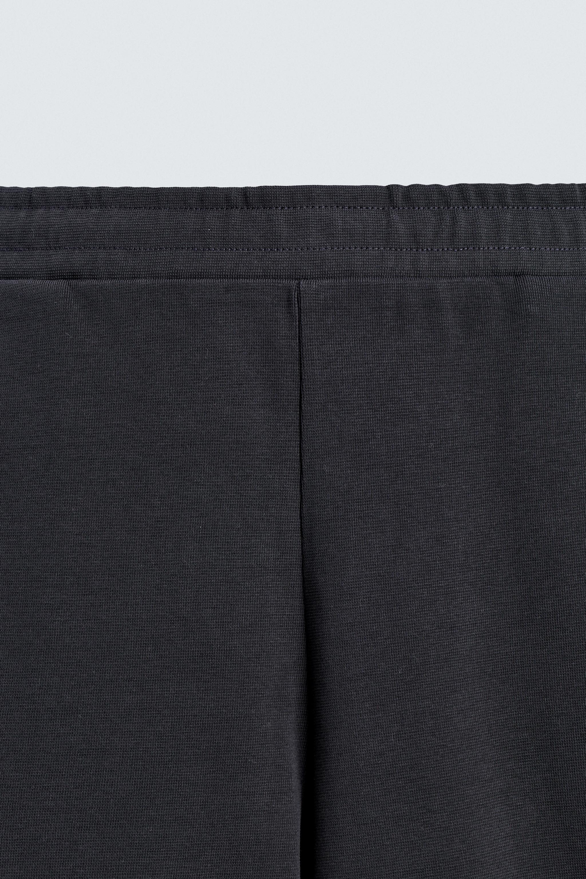 PANTALON JOGGER COUPE BALLON STRUCTURE CÔTELÉE