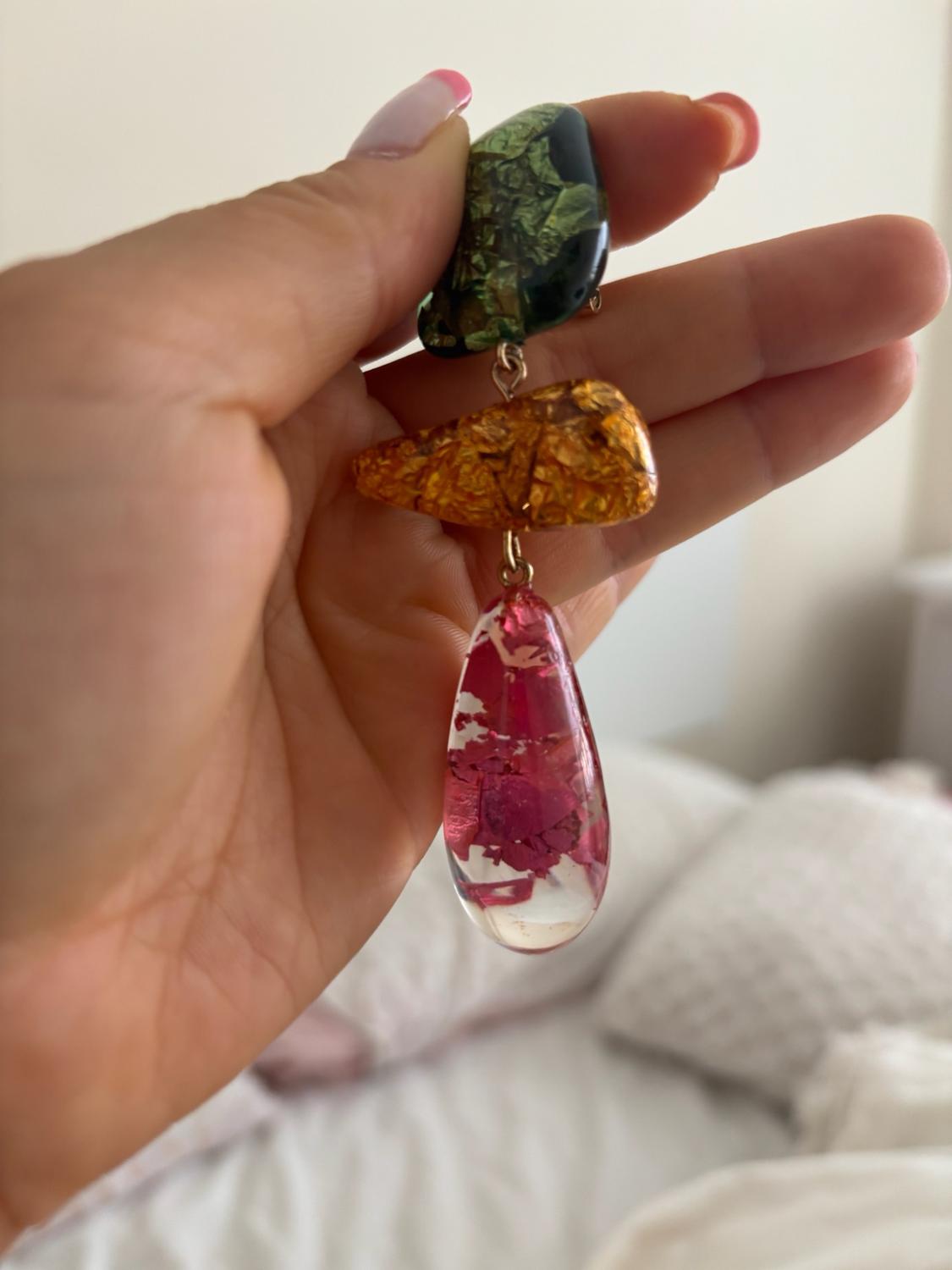 TRIPLE RESIN EARRINGS - Image 2