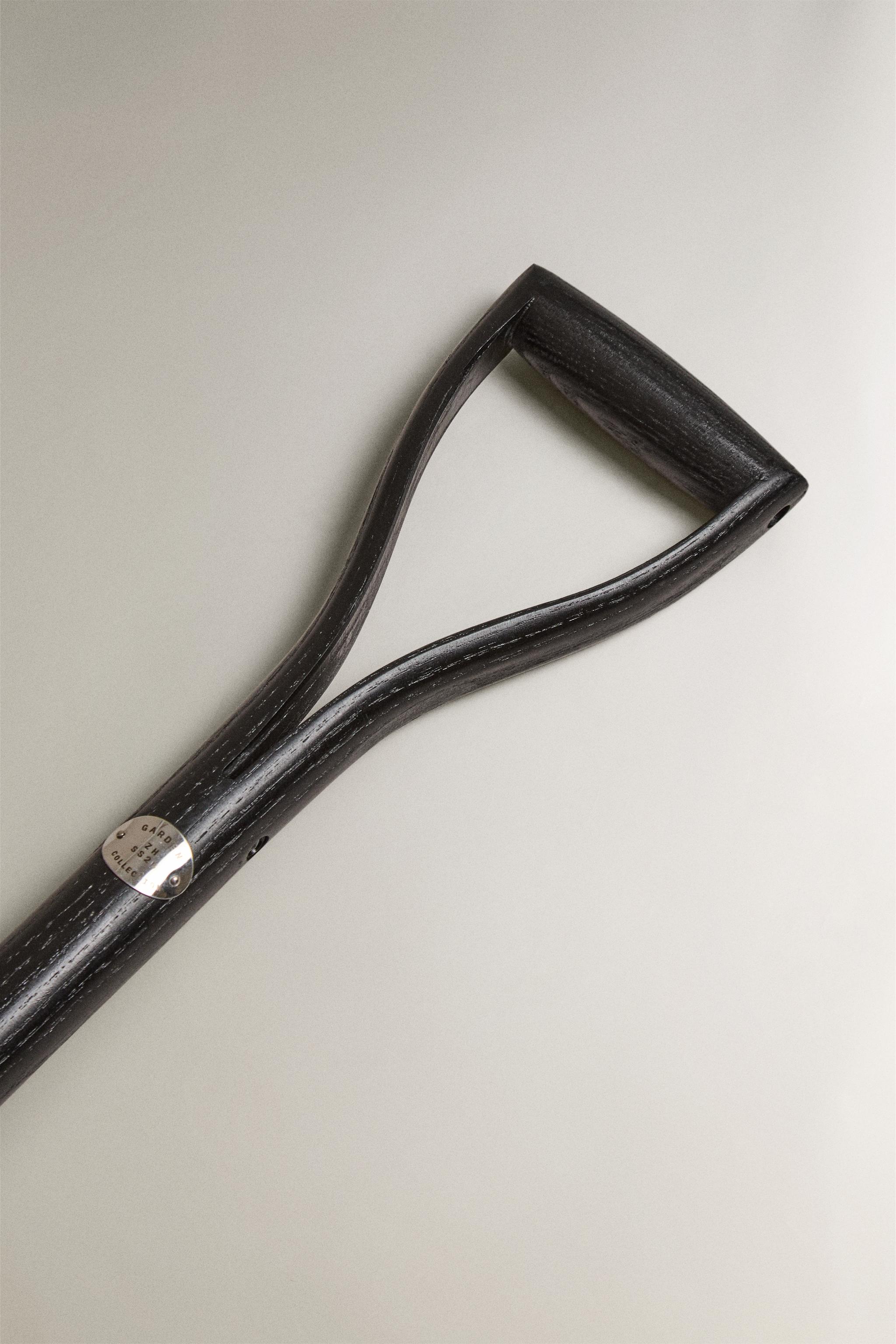 PELLE DE JARDIN GRANDE