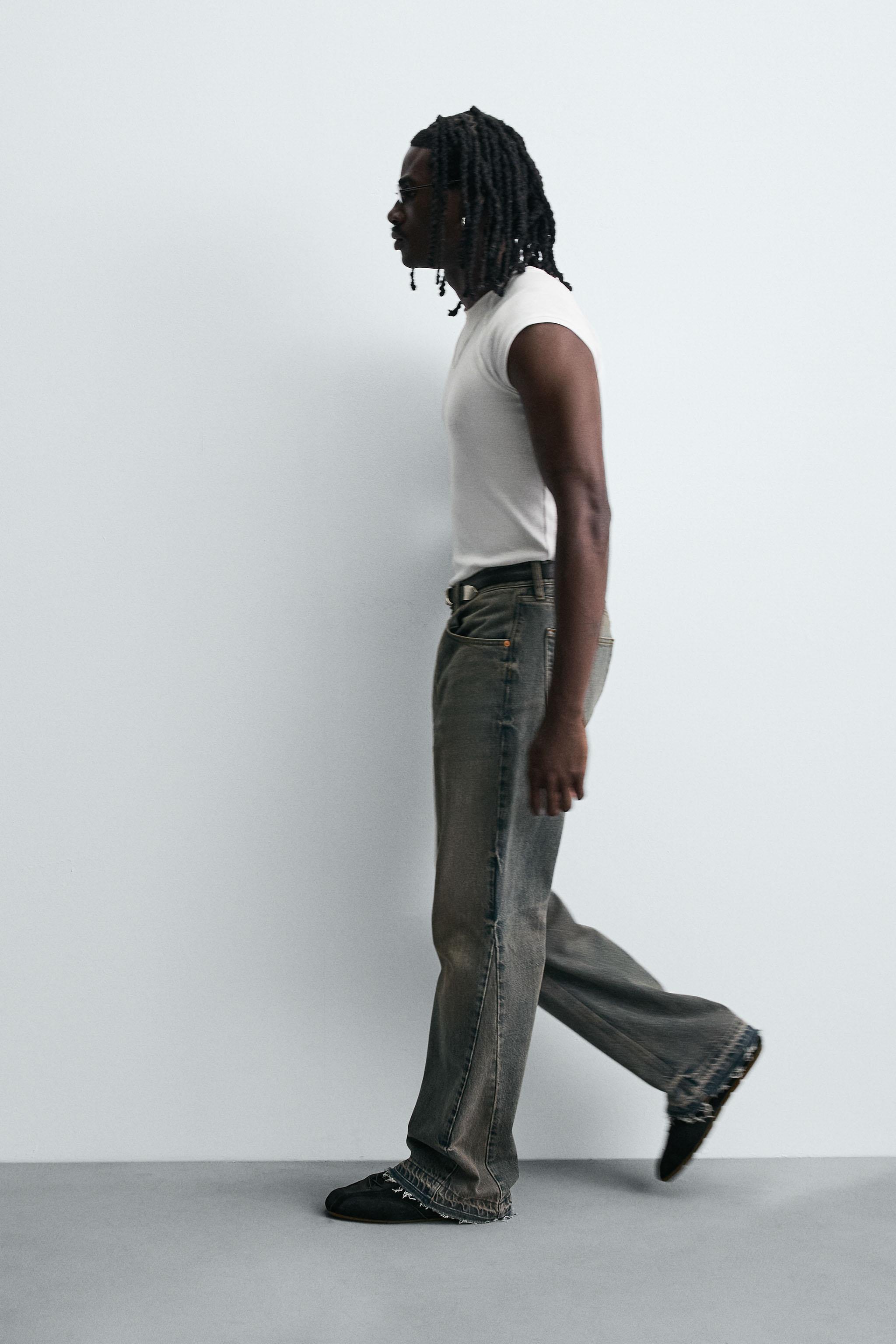 FLARE FIT JEANS