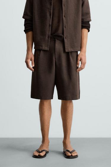 Zara TEXTURED PLEATED SHORTS - Brown
