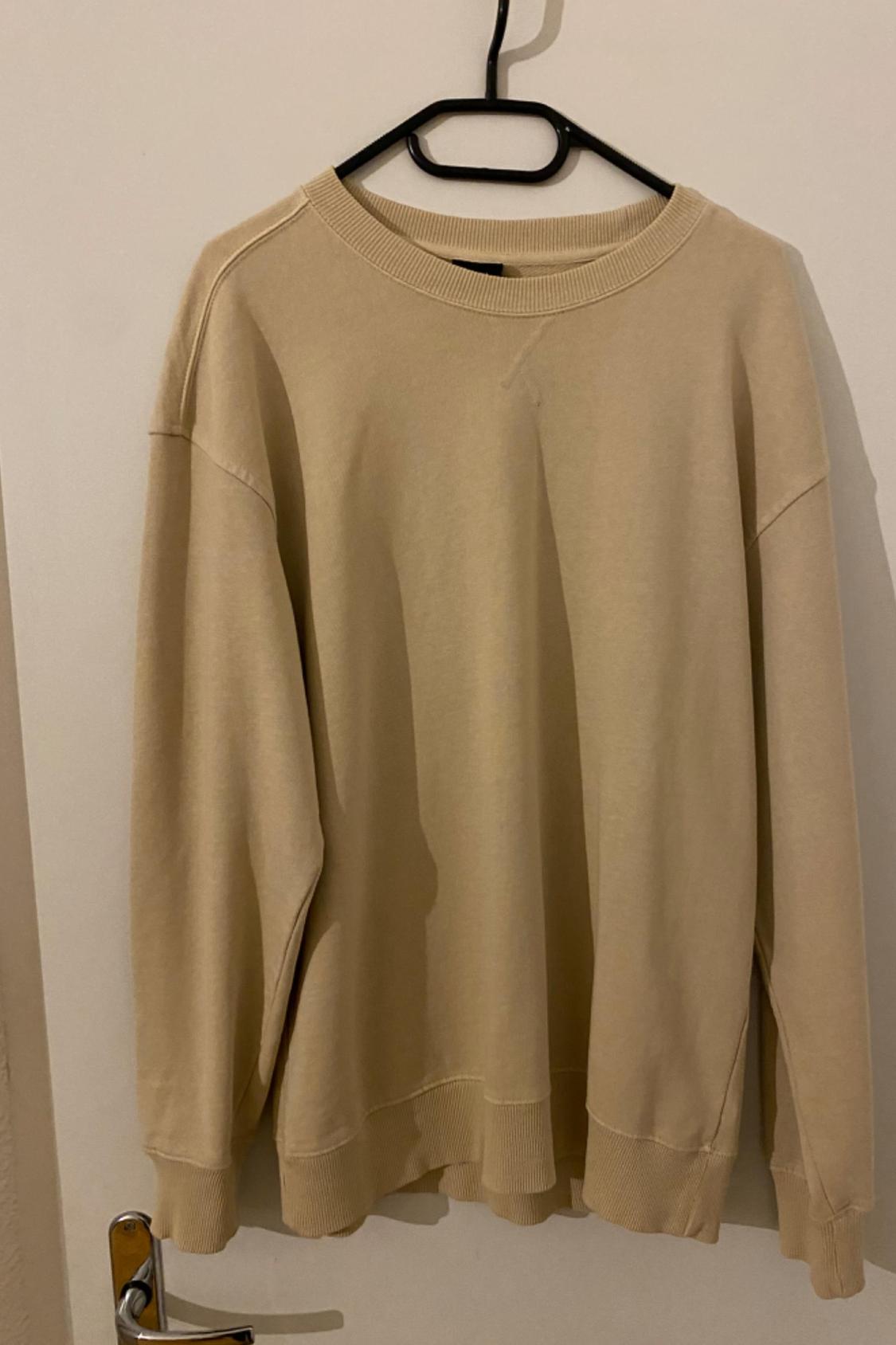 FADED SWEATSHIRT
