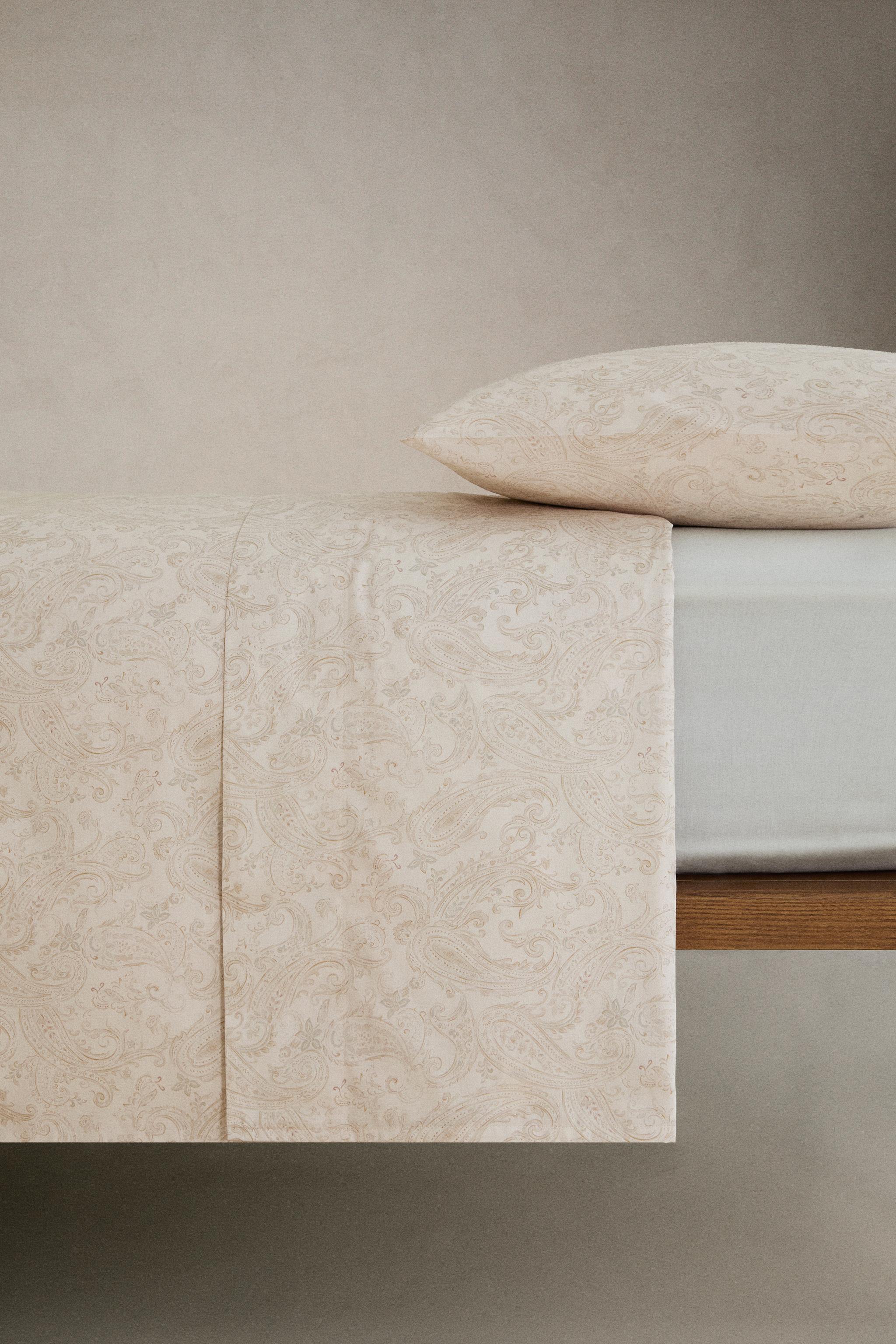 PAISLEY SATEEN FLAT SHEET (300 THREAD COUNT)