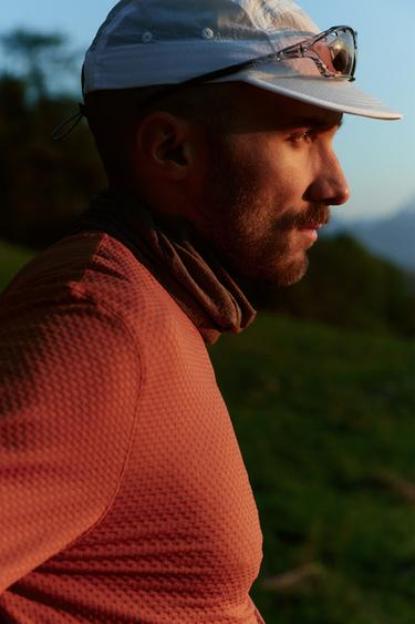 Zara Product image - Black / White - Image 0