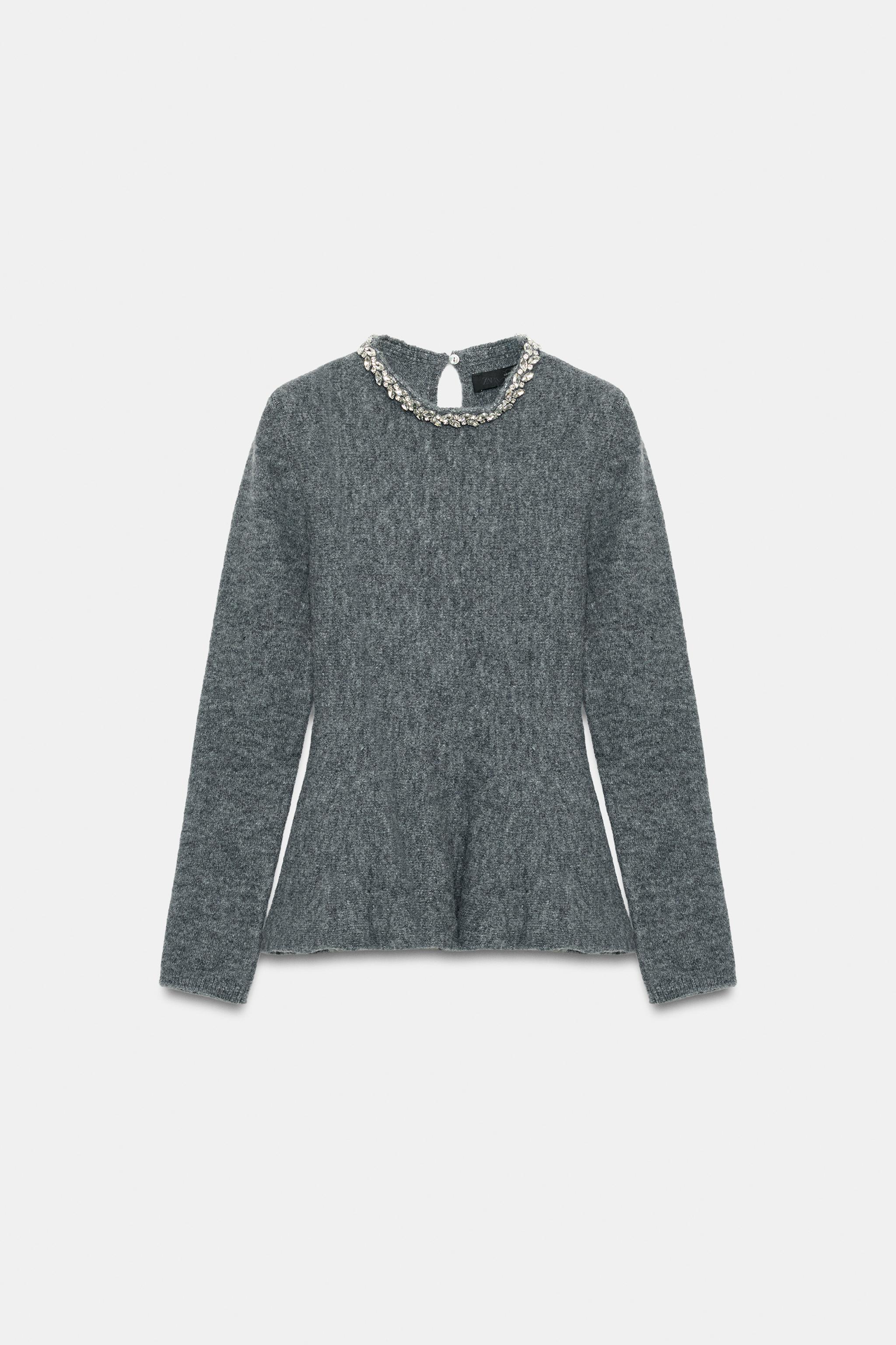 JEWEL NECK KNIT SWEATER