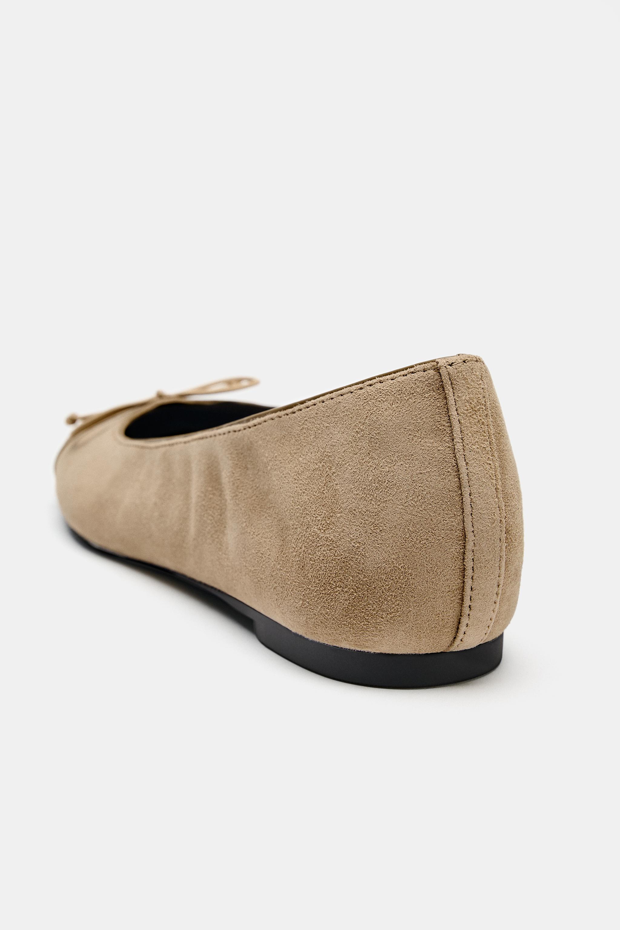 CONTRASTING LEATHER BALLET FLATS