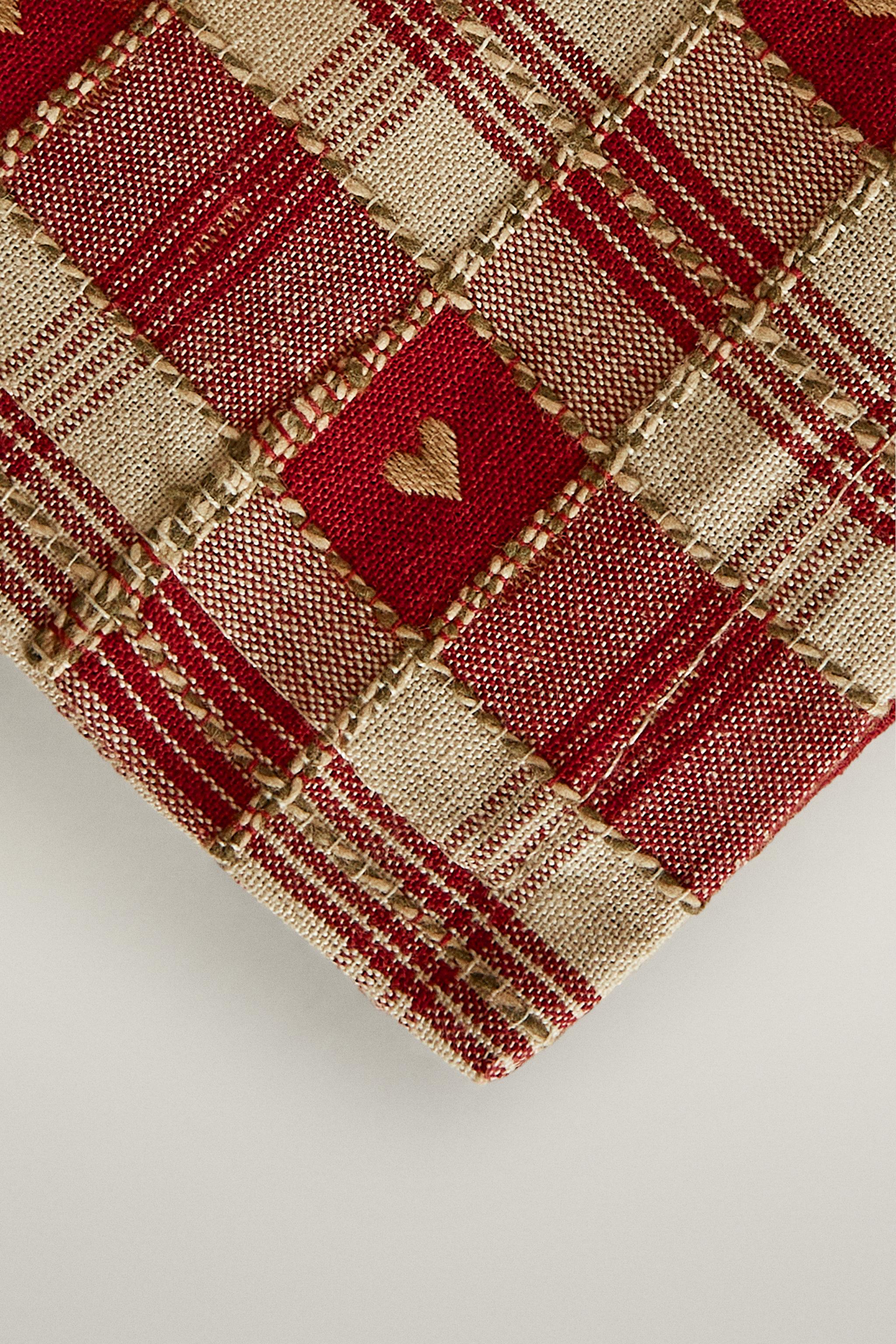 CHRISTMAS CHECK HEART COTTON TABLECLOTH