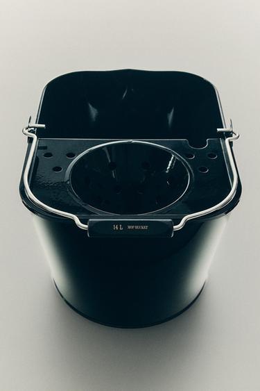 MOP BUCKET AND WRINGER - Black by Zara