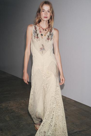 VESTIDO BORDADO FLORES ZW COLLECTION - Beige de Zara