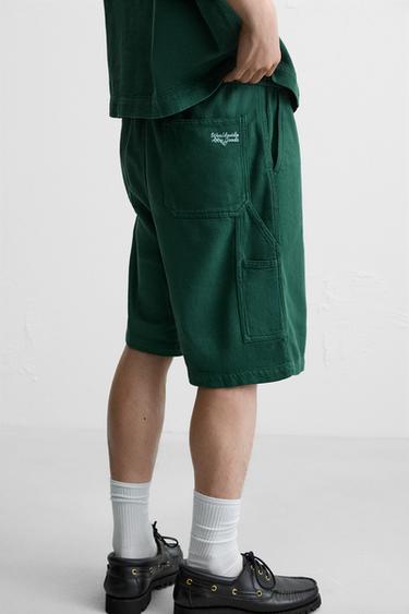Zaras SNICKARSHORTS MED STRUKTUR OCH FICKA - Grön