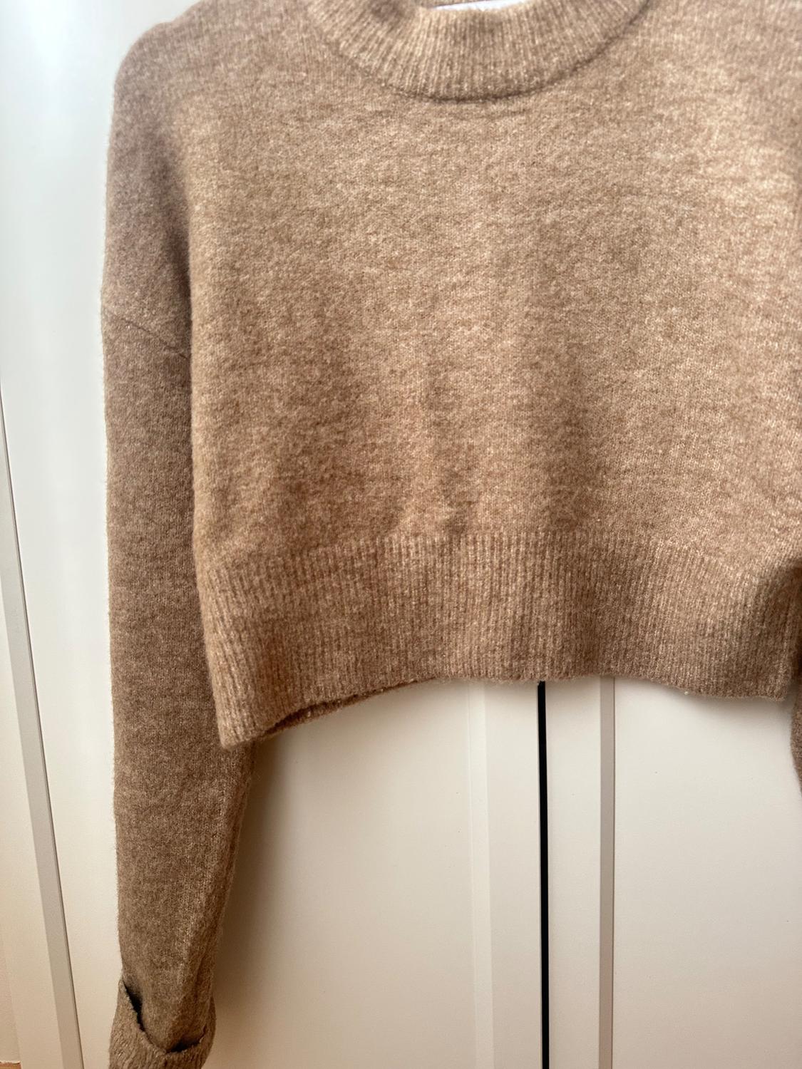 CROPPED KNIT SWEATER - Image 2