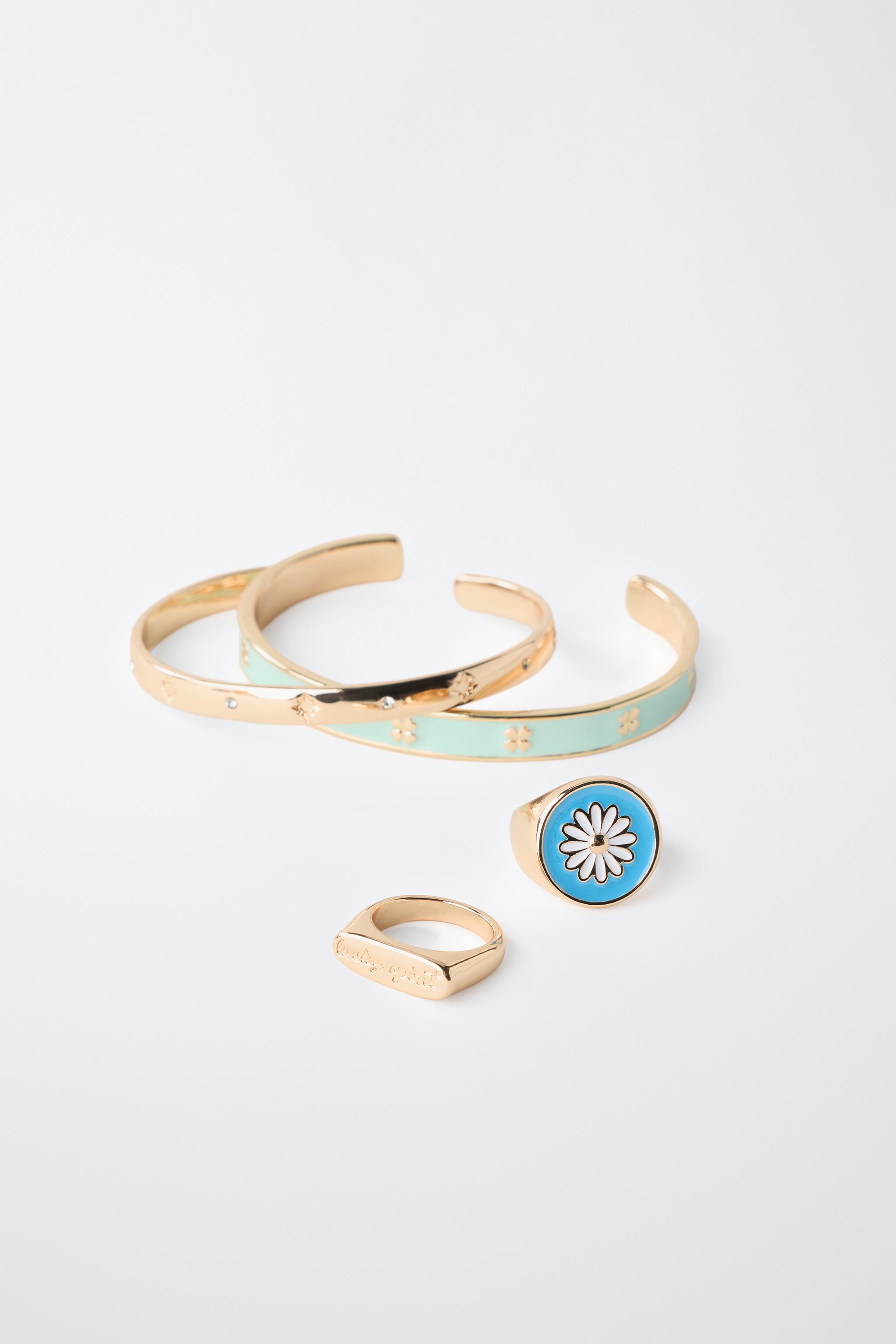 TWO BRACELETS AND TWO RINGS PACK