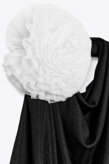 HALTER NECK SHORT DRESS WITH APPLIQUÉ FLOWER - Black by Zara - Image 6