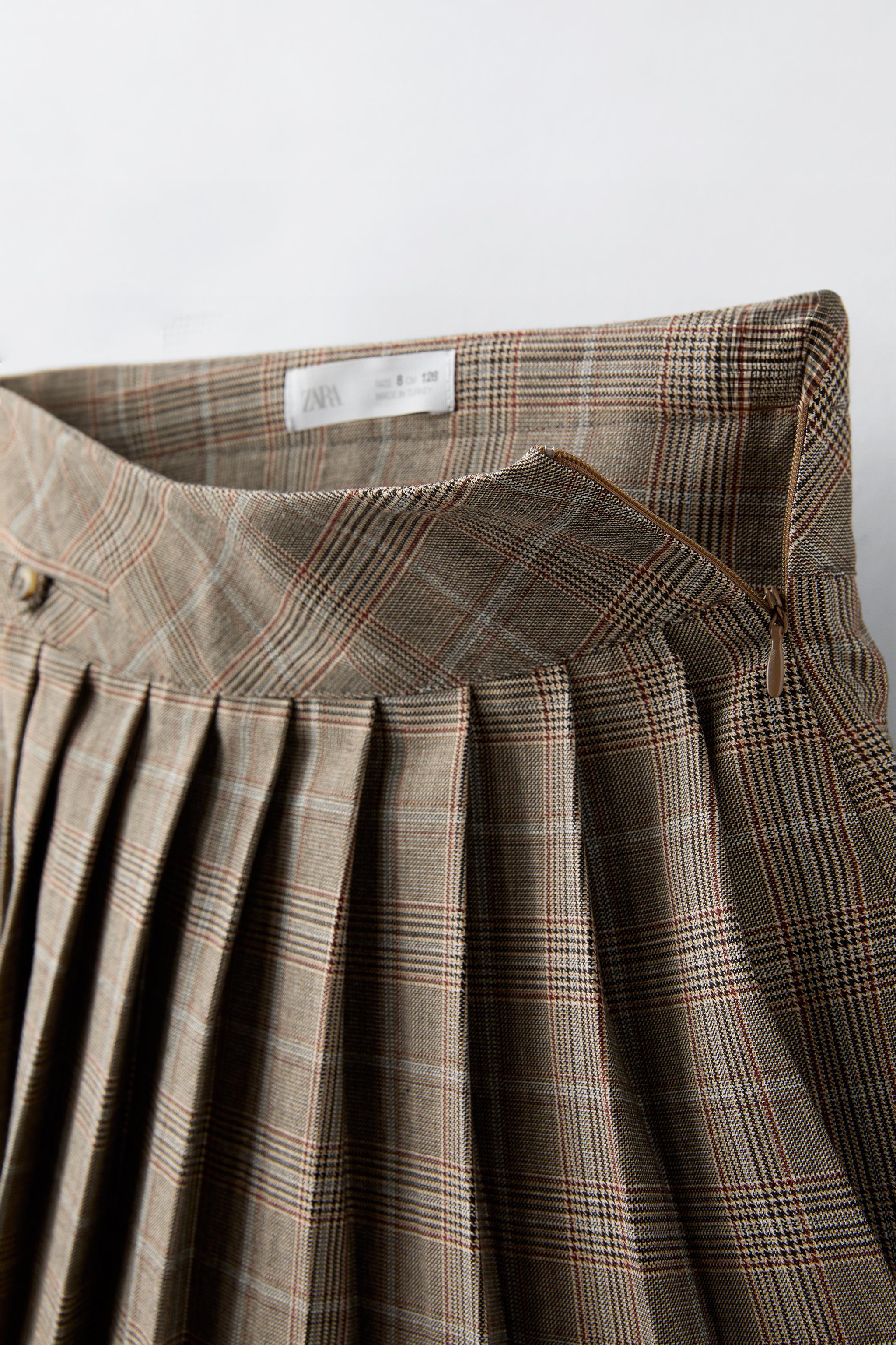 CHECK BOX PLEAT SKIRT