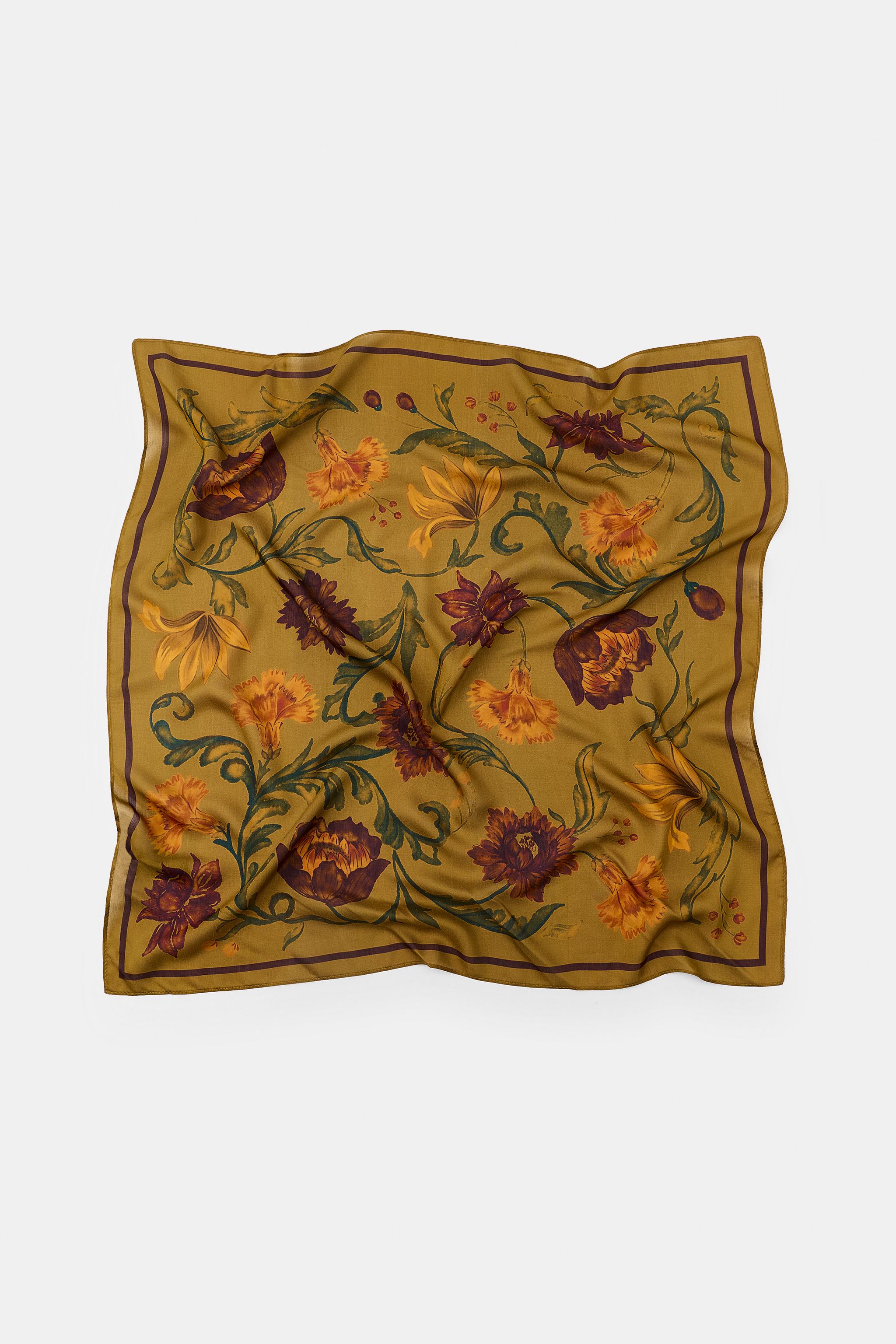 FOULARD À IMPRIMÉ FLEURS EN SOIE