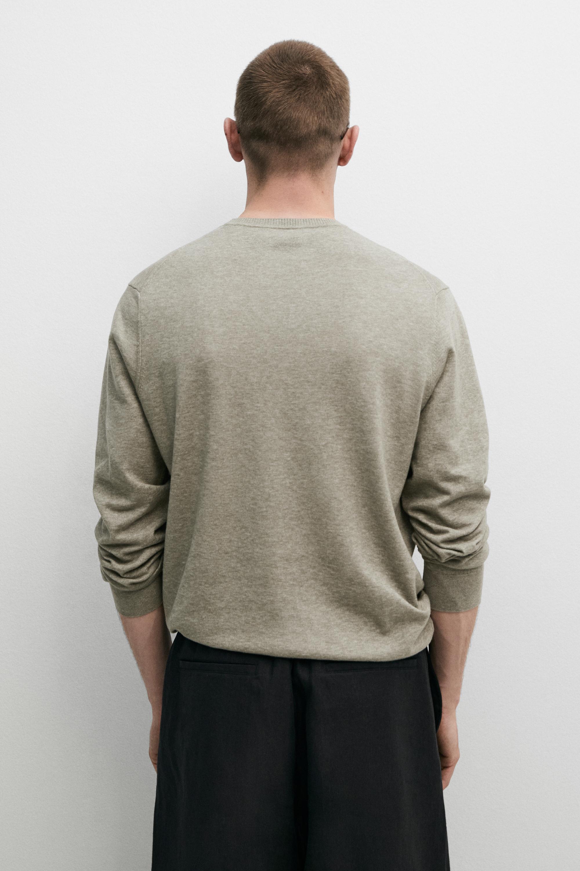 Knit 100% cotton crew neck sweater