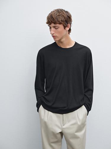 Pull en maille 100 % laine mérinos - Noir de Zara