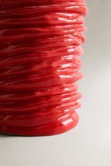 VASE CÉRAMIQUE ONDULÉ X COLLAGERIE - Rouge de Zara - Image 3