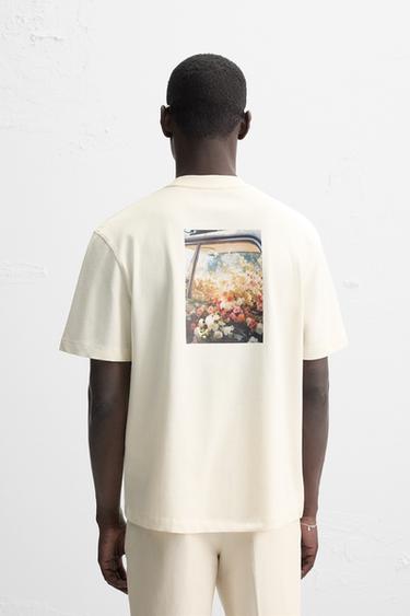 T-SHIRT À ESTAMPILLAGE PHOTOGRAPHIQUE EN MATIÈRES VARIÉES - Blanc cassé de Zara - Image 2