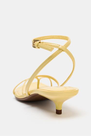 SANDALES KITTEN À BRIDES - Jaune de Zara - Image 6