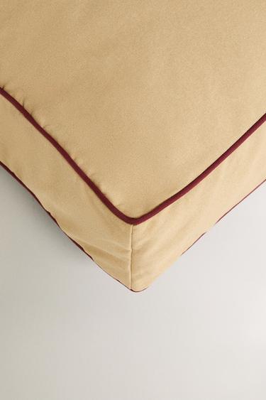 XL PET FLOOR CUSHION WITH PIPING - Beige by Zara - Image 4
