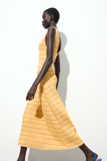 VESTIDO MIDI RÚSTICO - Naranja / Amarillo de Zara