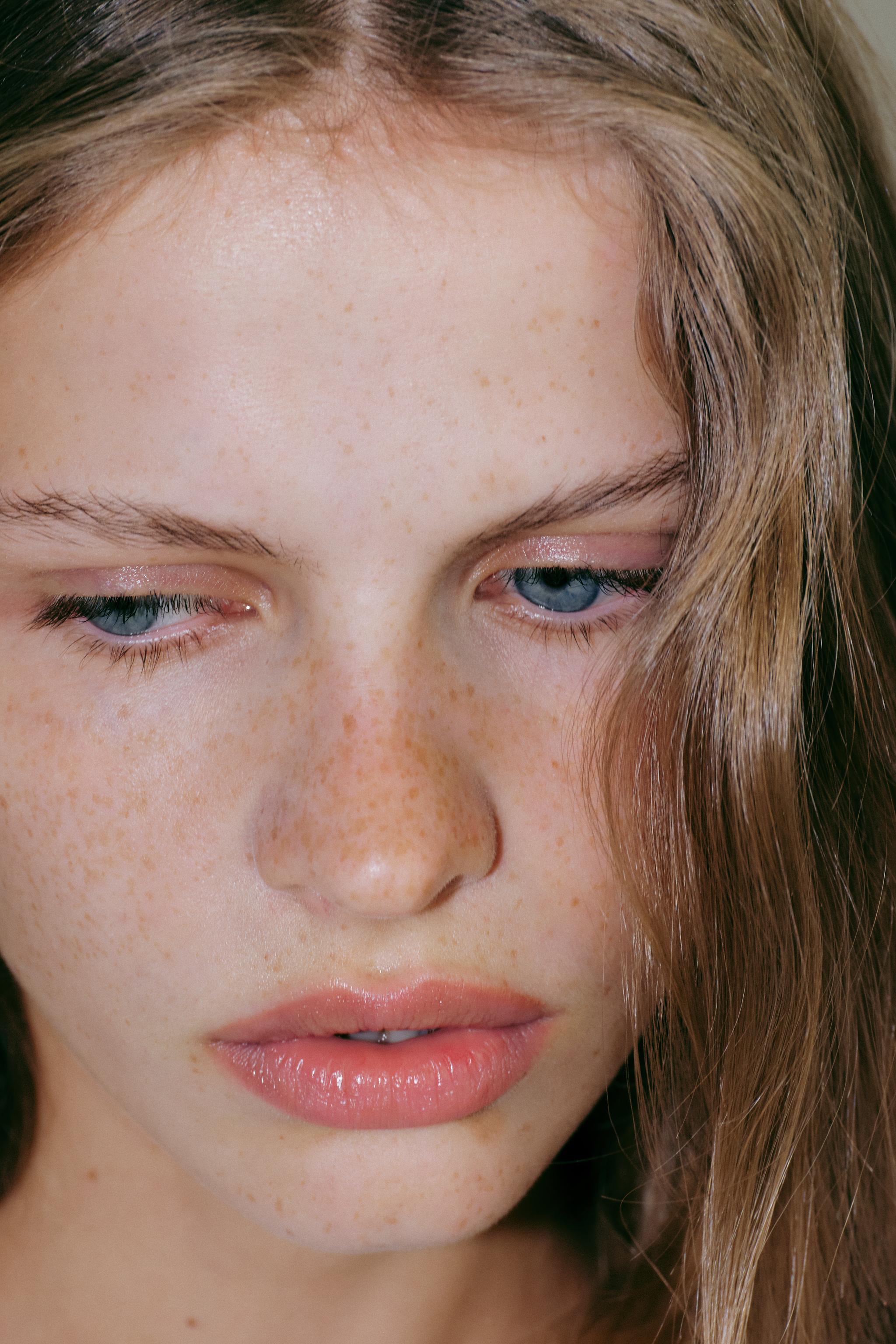 ZARA SKIN VEIL FACE MIST