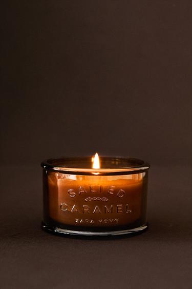 (180 G) SALTED CARAMEL SCENTED CANDLE - Cream by Zara