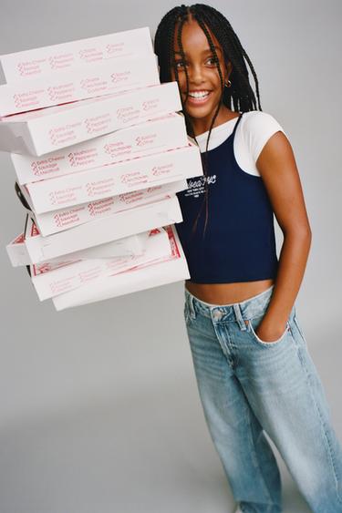 TOP BORDA SZLOGENEK – Tengerészkék a ZARA-tól