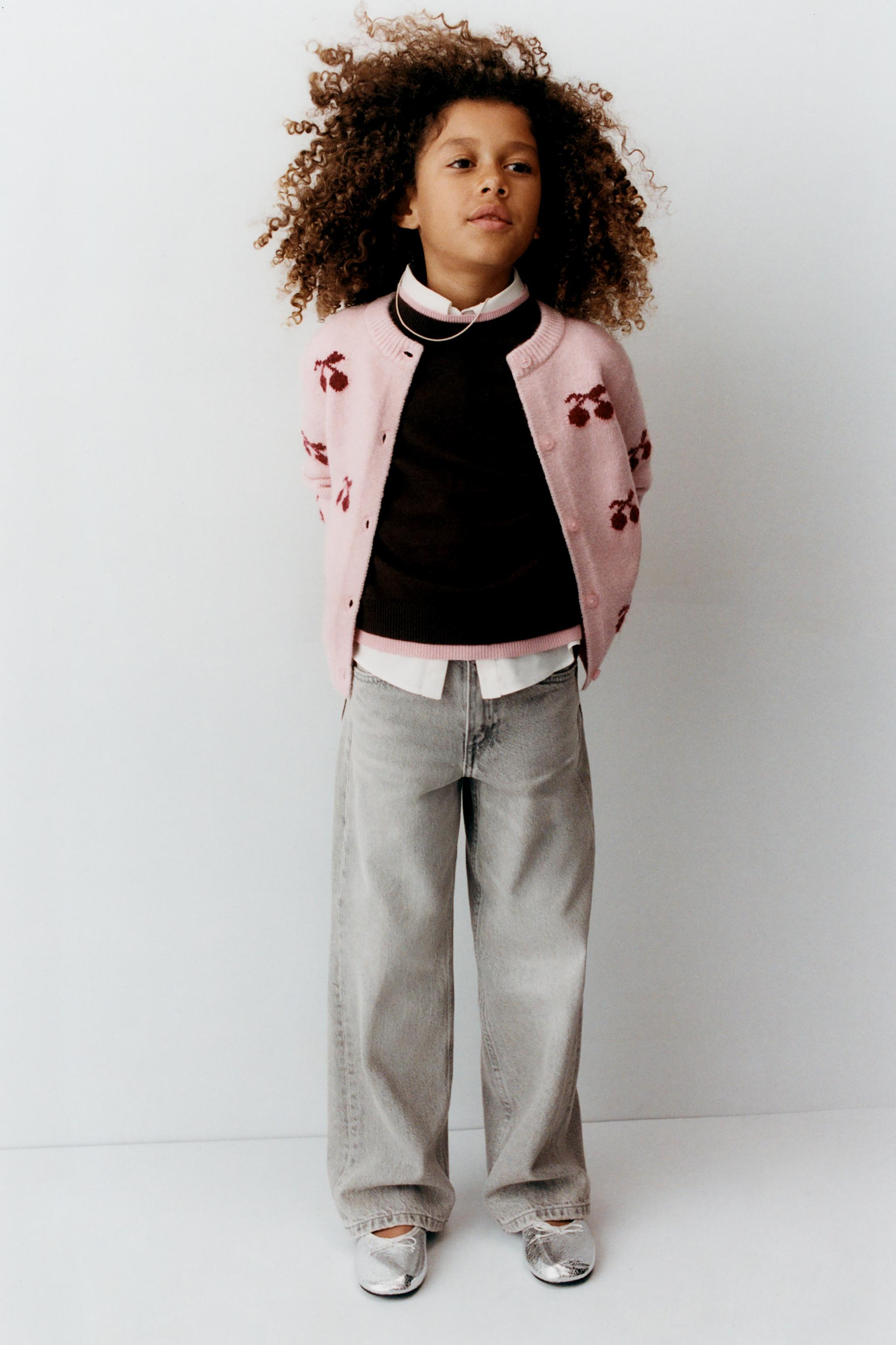 CHERRY KNIT CARDIGAN